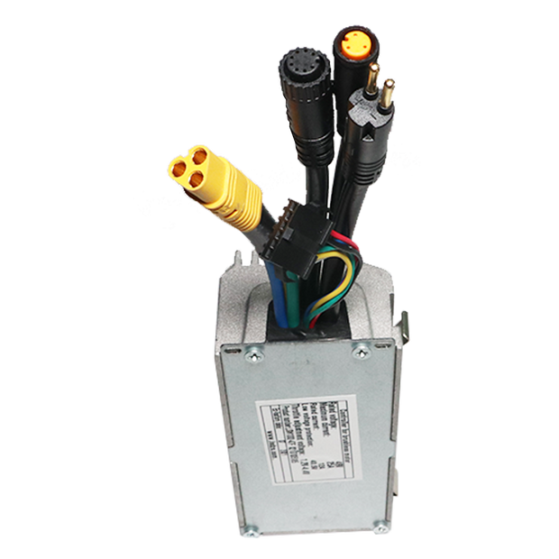 Revi Cheetah controller connectors detail