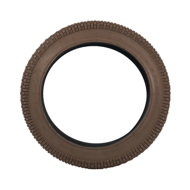 Revi Cougar fat tire tread detail