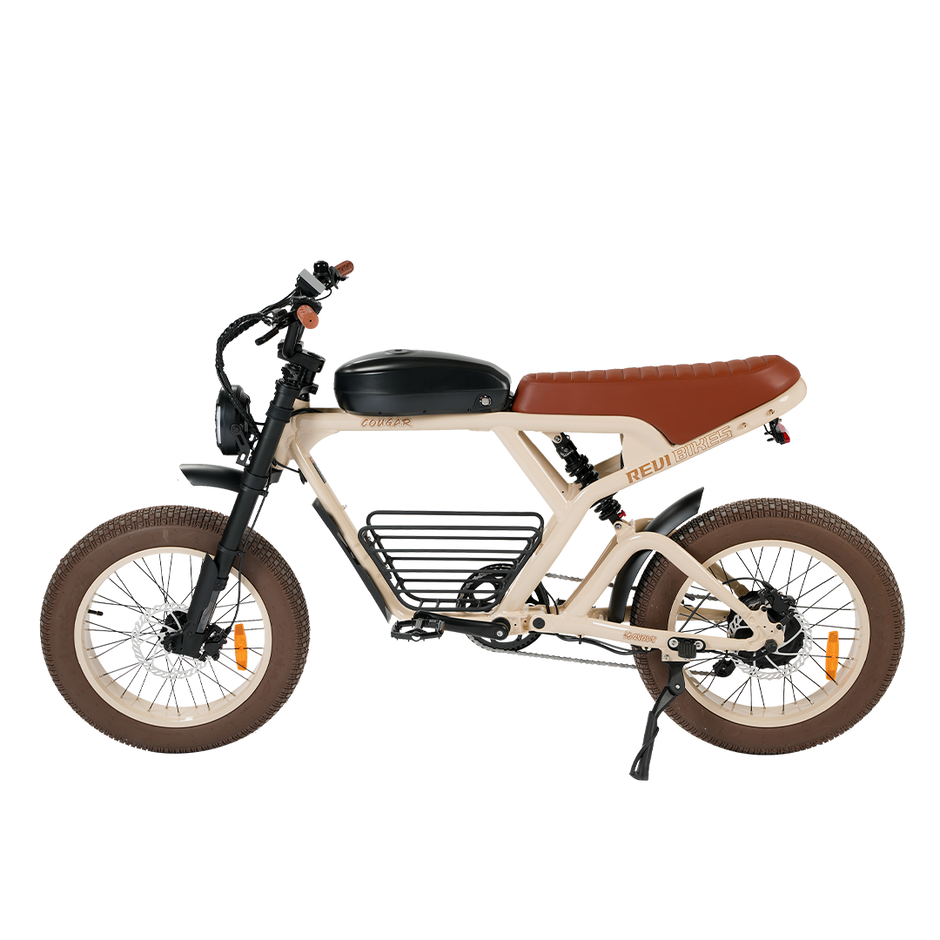 Revi Cougar 52V in sand, left side view