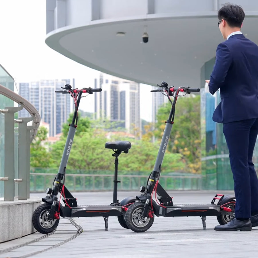 Y600 Escooter BackToModern Engwe Electric scooter Black with red accents  Sale 2024 2025 rider 2 units 